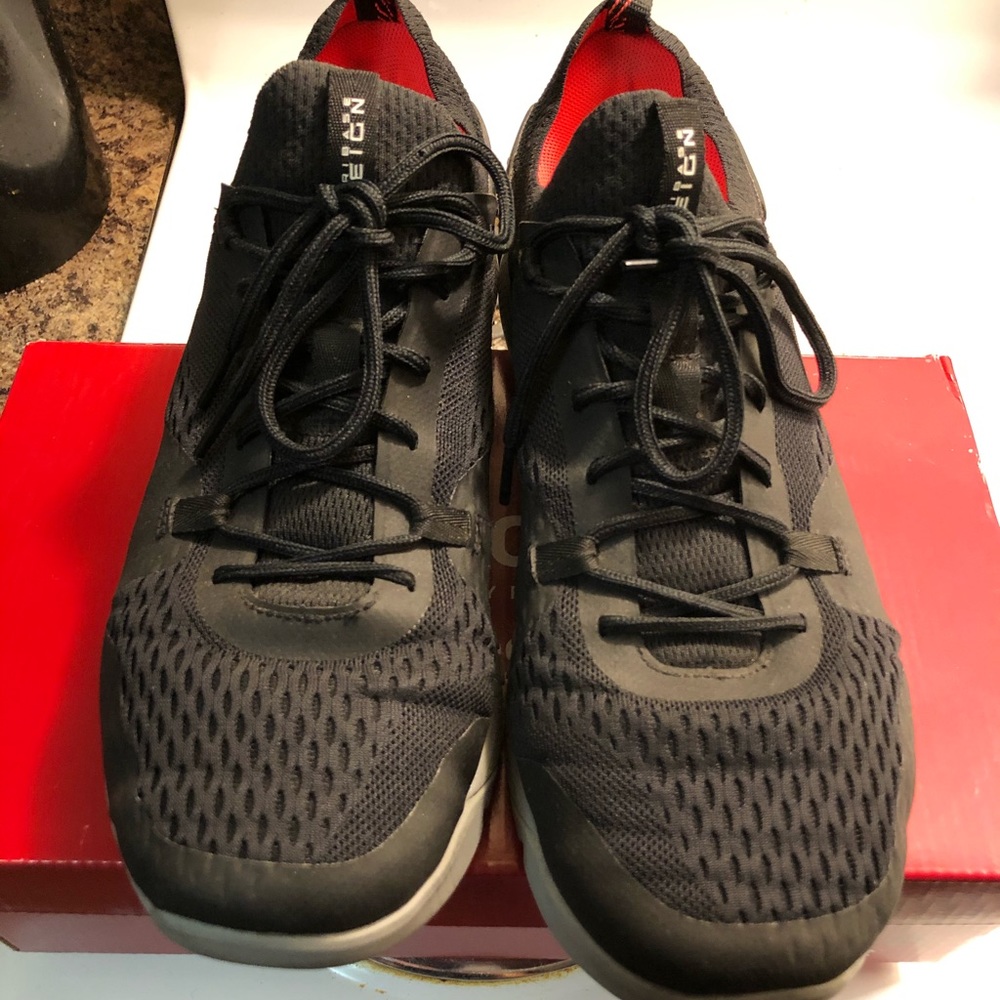 Under armour Tribase reign 2